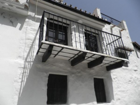 Casa Torre Antigua, Salares
